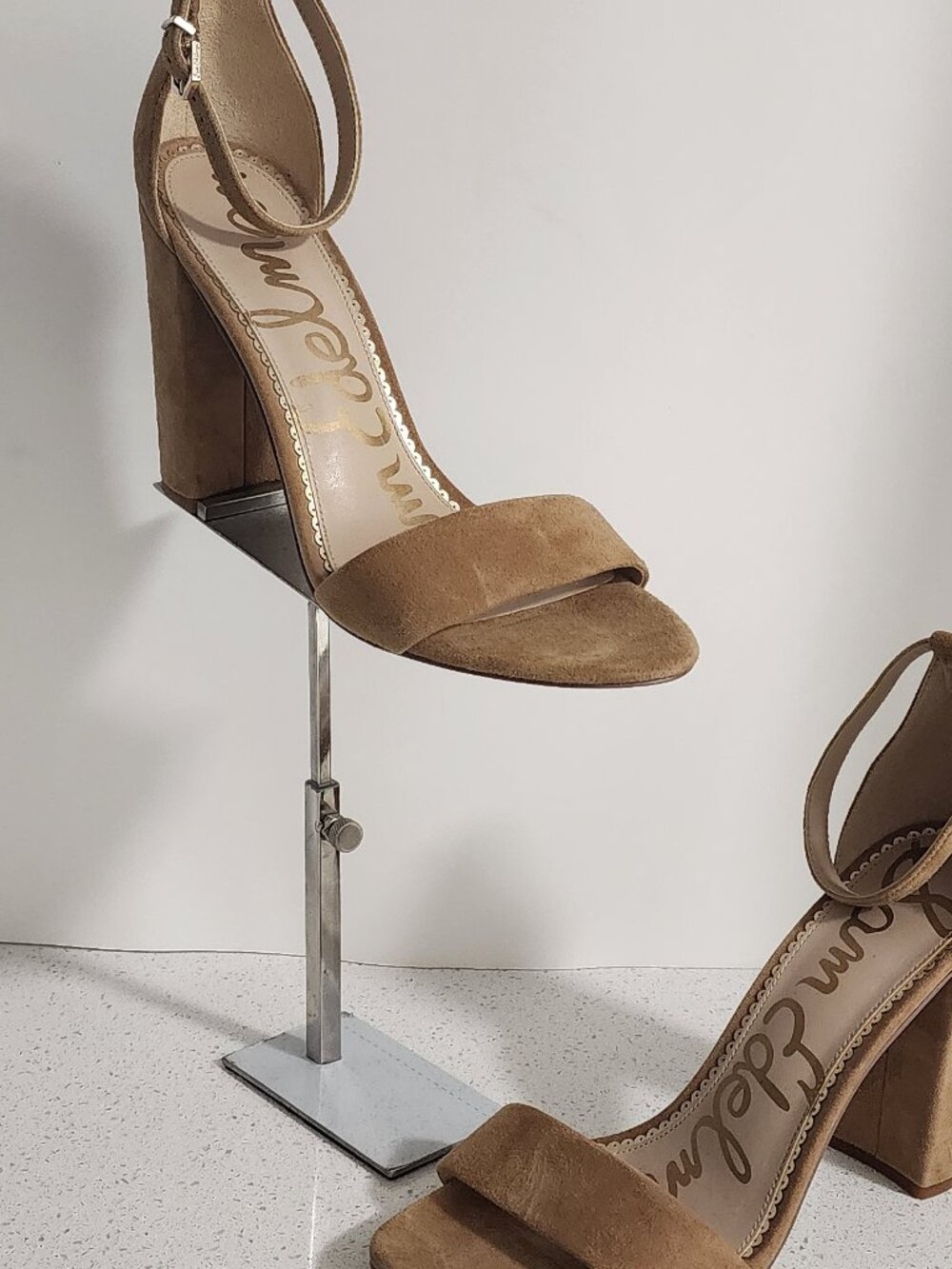 Sam Edelman tan suede heels